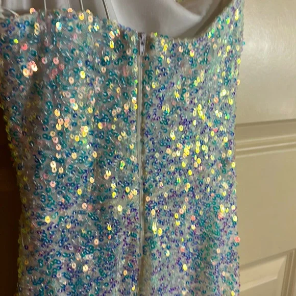 Size 0 - Picture 3 of 3